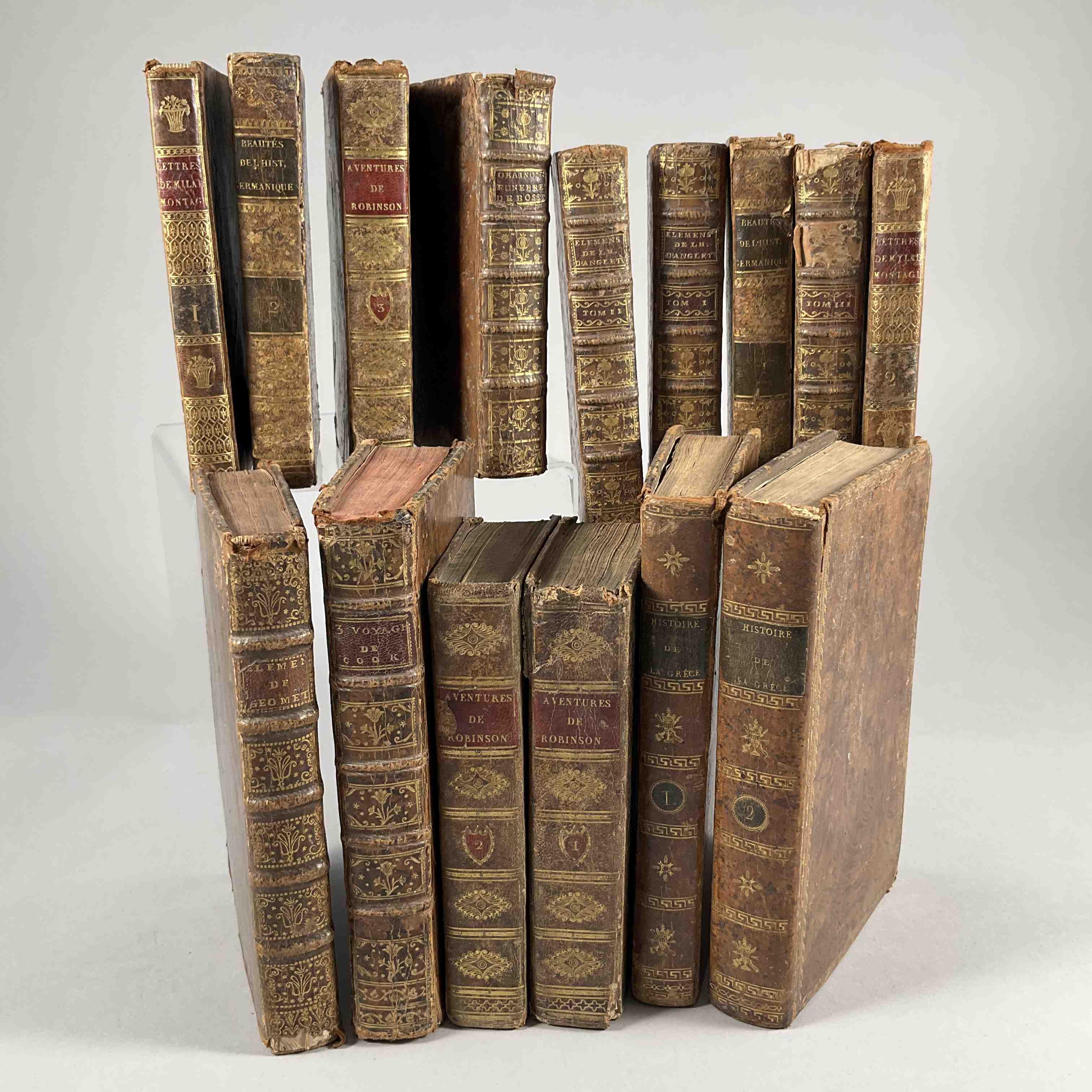 Lot de 15 livres XVIIIe dont Robinson Crusoé (1768, 3...