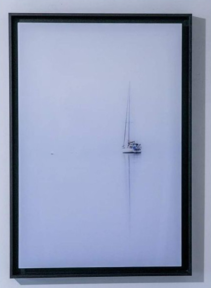 Maurice MADEC (XXIe)
"Solitaire"
Tirage photographique sous acrylique. Caisse américaine.