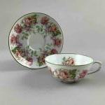 BERNARDAUD, modèle "Eugénie de Montijo". Paire de TASSES A THE...