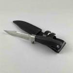 KERSHAW, Etats-Unis. COUTEAU type Bowie de fabrication japonaise. Manche grip...