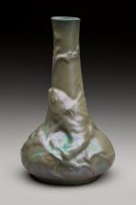 René JEANDELLE (1883-1935) pour RAMBERVILLERS.VASE à la carpe à panse...