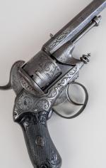 REVOLVER CHAMELOT DELVIGNE à broche, modèle dit « de gaucher ». 
Calibre...