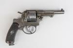 REVOLVER REGLEMENTAIRE Français 1873 de MARINE. 
Manufacture d'armes de St...