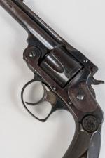 REVOLVER SMITH & WESSON  Calibre 38 CF. 
Finition bronzée...