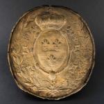 PLAQUE d'OFFICIER Ministeriel en cuivre embouti et vernis or aux...