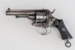 REVOLVER type Lefaucheux cadre fermé à broche calibre 9 mm...