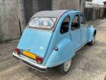 CITROEN  2CV, dite "dodoche", à robe bleu pétrel. Capot...