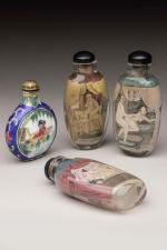 CHINE, XXème siècleEnsemble de dix flacons tabatières en verre peint...