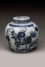 CHINE, XXème siècle
Pot à gingembre en porcelaine décorée en bleu...