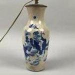 CHINE, Nankin - Vers 1900 Vase en porcelaine bleu blanc...